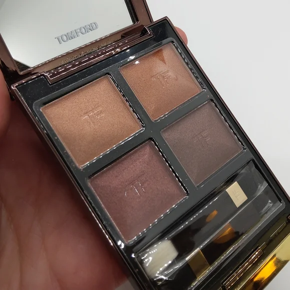 TOM FORD Eye Color Quad Eyeshadow Palette 04 Honeymoon NIB - Picture 5 of 10